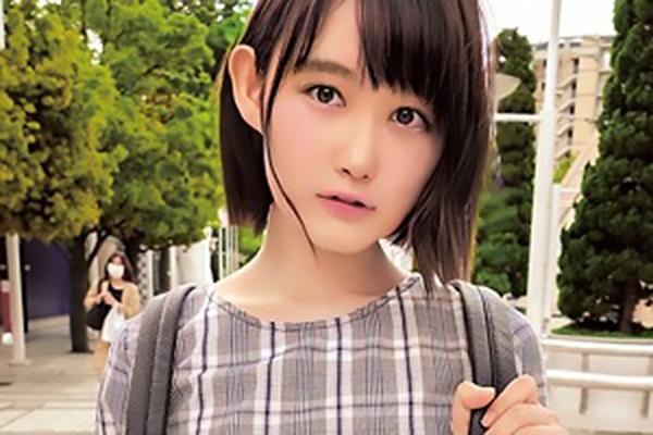 いぶ Eカップ巨乳の素人女子大生とハメパコ！ゴム無しチンポでびしょ濡れまんこに中出し