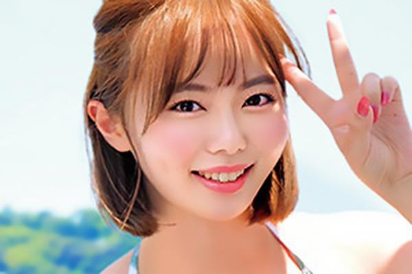 あすかちゃん(21) ビキニのお姉さんにオイルマッサージ！立ちバックで激ピスされメス顔を晒す